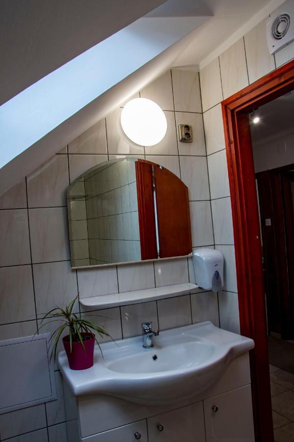 Luca Apartman Esztergom Esterno foto
